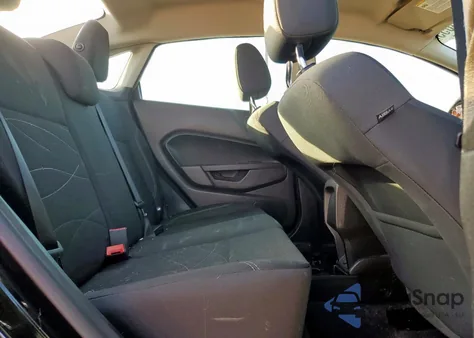 2019 Ford Fiesta Se z USA, uszkodzony, nr VIN 3FADP4BJ3KM146165